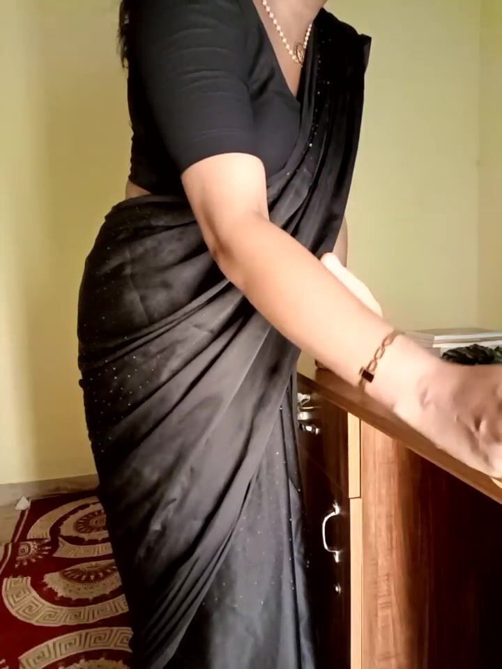 Watch Mallu Neelaanjanam Hot Porn Video Stripchat Couples Topless