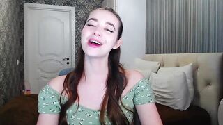 EmeraldLilyyy Hot Porn Video [Myfreecams] - private show, friendly, sporty, young, sweet smile