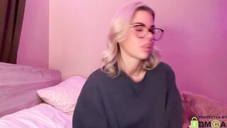 Watch cxbraj HD Porn Video [Chaturbate] - new, feet, blonde, shavedpussy, petite