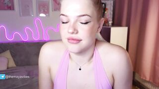 Watch maya_blonde18 Hot Porn Video [Chaturbate] - 18, curvy, teen, christmas, bigpussylips