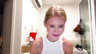 laraineprada Top Porn Video [Chaturbate] - new, shy, 18, blonde, teen