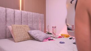 Watch vvioleta_ New Porn Video [Chaturbate] - bigass, latina, anal, squirt, bigboobs