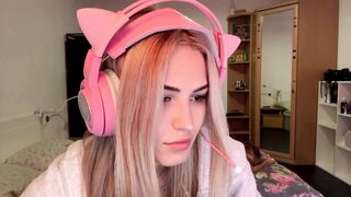 ozellagranville Top Porn Video [Chaturbate] - new, natural, shy, 18, cute