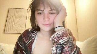Watch beebeebuzzzzzz Cam Porn Video [Chaturbate] - hair, smile, thighs, students