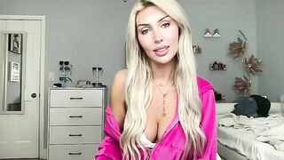 Watch perfecttalldoll HD Porn Video [Chaturbate] - sexyandtall, tallgoddess, tips, boots, smile