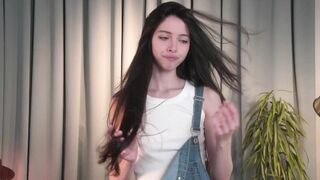 Watch tumblrgrrl Cam Porn Video [Chaturbate] - new, shy, 18, skinny, longhair