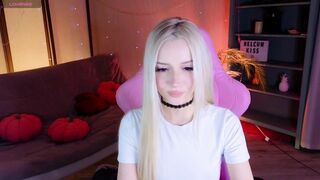 Watch aurasanrise Cam Porn Video [Chaturbate] - new, shy, 18, skinny, teen