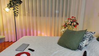 adelina_shine HD Porn Video [Chaturbate] - hairy, feet, bigass, milf, bignipples