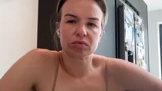 riana894237 HD Porn Video [Chaturbate] - girlnextdoor, armpits, leggings, topless, dirtytalk