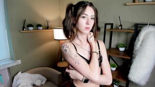 Watch vanvanvibe Cam Porn Video [Chaturbate] - new, shy, 18, brunette, teen