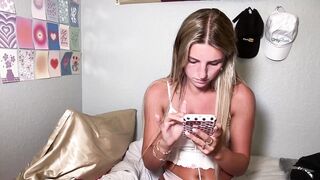 ambiebambiii HD Porn Video [Chaturbate] - homemaker, pvt, spanks, ass, cameltoe