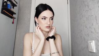 juanitacalcano HD Porn Video [Chaturbate] - new, natural, shy, 18, brunette
