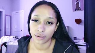 Watch bignaturalmami Top Porn Video [Chaturbate] - squirty, voyeur, latinas, bigdildo