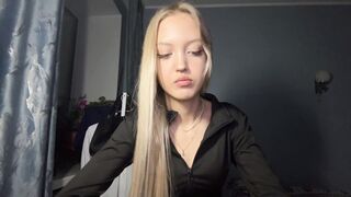 nellylosk Cam Porn Video [Chaturbate] - new, shy, 18, blonde, skinny