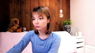 tonitatooker Cam Porn Video [Chaturbate] - new, shy, 18, skinny, cute
