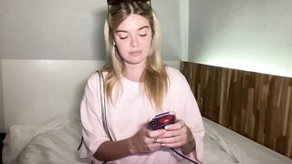 littlemaryjane19 Hot Porn Video [Chaturbate] - blonde, teen, petite, bush, jeans