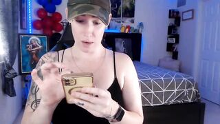 Watch BostonBeckyy Cam Porn Video [Myfreecams] - tomboy, freckles, Tattooed, twerk, glasses