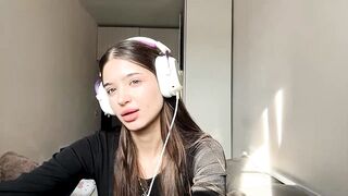 Watch hannabuziak Hot Porn Video [Chaturbate] - new, shy, 18, brunette, cute