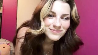 rileybellee HD Porn Video [Chaturbate] - cutesmile, splits, little, highheels