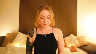 peach_in_stockings New Porn Video [Chaturbate] - tease, creamy, bigass, curvy, pvt