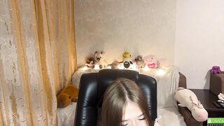 urmeowkitty Cam Porn Video [Chaturbate] - shy, young, 18, skinny, teen