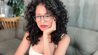illaroom Cam Porn Video [Chaturbate] - latina, sexy, cum, bestmodel, smile