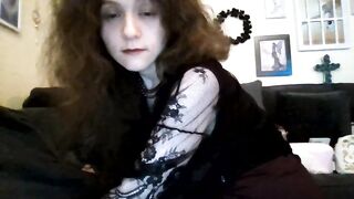 Watch queencrimsonlvx Hot Porn Video [Chaturbate] - homemaker, shave, chastity, dildo, feel
