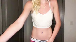 xoxovaleriee Top Porn Video [Chaturbate] - new, young, 18, blonde, skinny