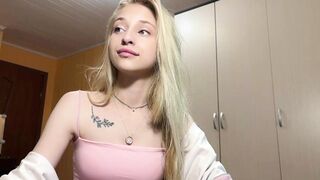 Watch sabinamccrohan Hot Porn Video [Chaturbate] - new, natural, 18, blonde, teen