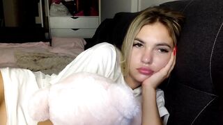 Watch JuliaKittyy New Porn Video [Myfreecams] - hot, pussy, legs, fun, masturbation