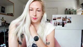 LeaVixx Cam Porn Video [Myfreecams] - hips, hairy, tattoos, petite, czech