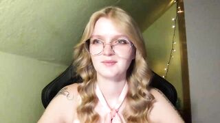 Lovely_Ari Hot Porn Video [Myfreecams] - naturalbeaty, flirty, kind, tease, blonde
