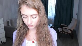 honeybines HD Porn Video [Chaturbate] - new, feet, shy, 18, teen