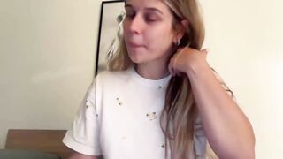 Watch Hot_kitty19 HD Porn Video [Myfreecams] - oil, dance, long hair, fingering, smile