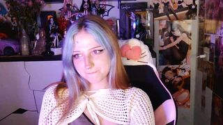 VladaMoon Cam Porn Video [Myfreecams] - young, tattoo, kitten, cute eyes, flirt