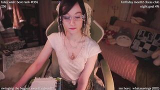 XyliaFae Cam Porn Video [Myfreecams] - butt, teen, soles, greeneyes
