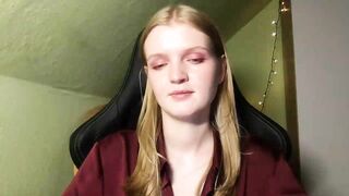 Lovely_Ari New Porn Video [Myfreecams] - glasses, flirty, c2c, angel, smart