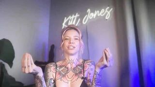 Kittjones33 Hot Porn Video [Myfreecams] - blue eyes, eye contact, smile, bias, lips