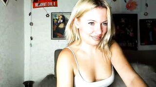 Katrinaa New Porn Video [Myfreecams] - stockings, heels, but plug, handjob, blowjob