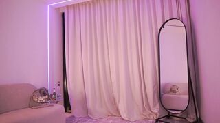 KimTylor_ New Porn Video [Myfreecams] - birthday, paypigs, voyeur, c2c, smile