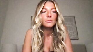 Watch juliexoxo2007 HD Porn Video [Chaturbate] - new, feet, young, 18, cute