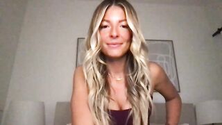 Watch juliexoxo2007 HD Porn Video [Chaturbate] - new, feet, young, 18, cute