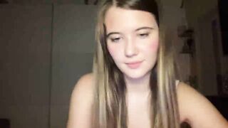 Watch Elvira Cam Porn Video [Myfreecams] - smart, new, young, smile, sweet