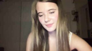 Watch Elvira Cam Porn Video [Myfreecams] - smart, new, young, smile, sweet