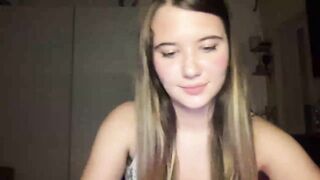 Watch Elvira Cam Porn Video [Myfreecams] - smart, new, young, smile, sweet