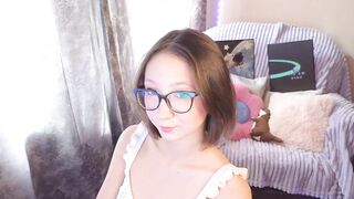 Watch Karolinacreamm HD Porn Video [Myfreecams] - toys, asian, slutty, lovense, squirt