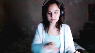 DraGoldFlyy Top Porn Video [Myfreecams] - foodfetish, eating, lush, young, cats