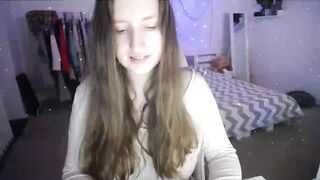 BubbleQueeen Top Porn Video [Myfreecams] - masturbation, natural, brunette, erotic, smile