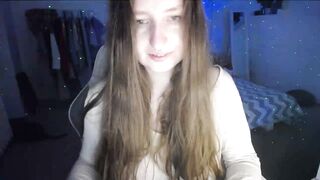 BubbleQueeen Top Porn Video [Myfreecams] - masturbation, natural, brunette, erotic, smile