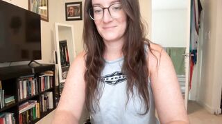 EmmalineLime Best Porn Video [Myfreecams] - pretty, cumshow, tease, brunette, feet